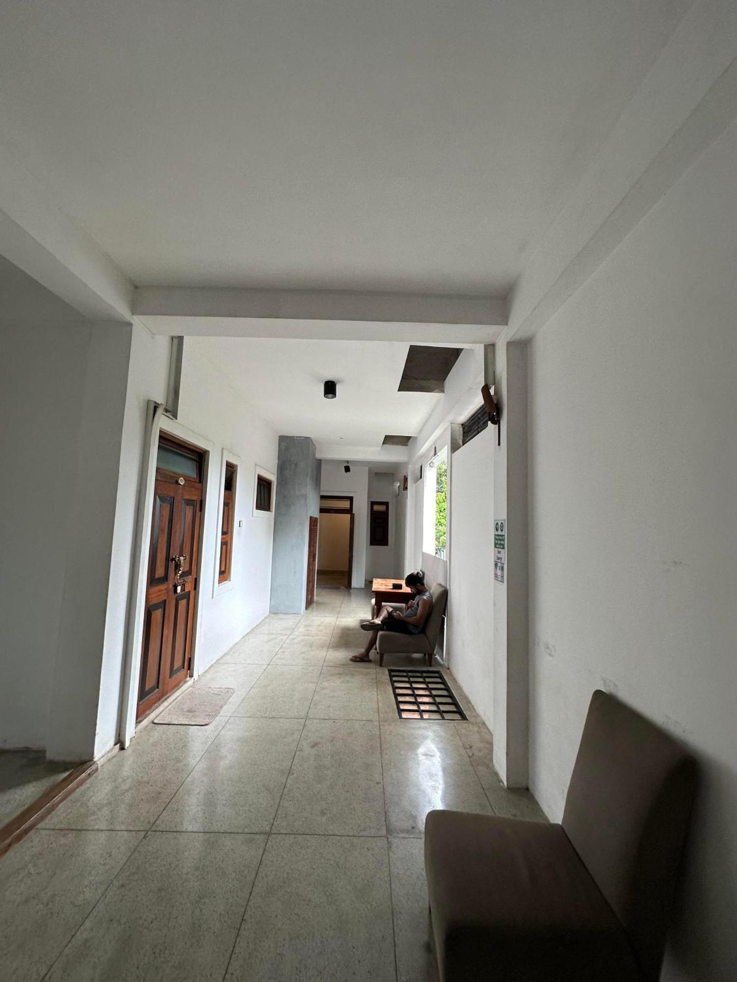 Katunayaka Lanka Bangla Inn Villas Restaurant & Travels מראה חיצוני תמונה